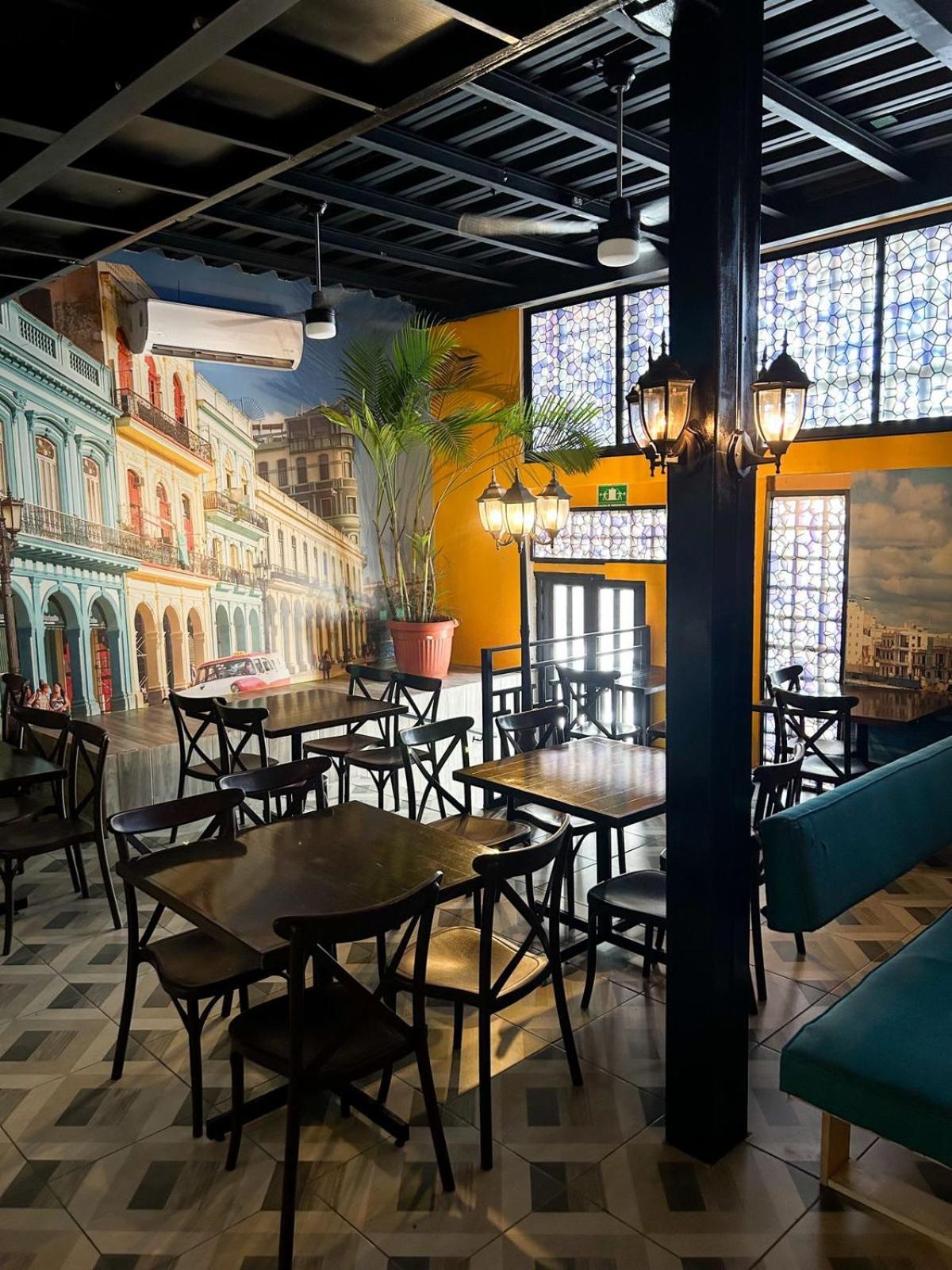 Spartacus Hostel Boutique For Men Puerto Vallarta Ngoại thất bức ảnh