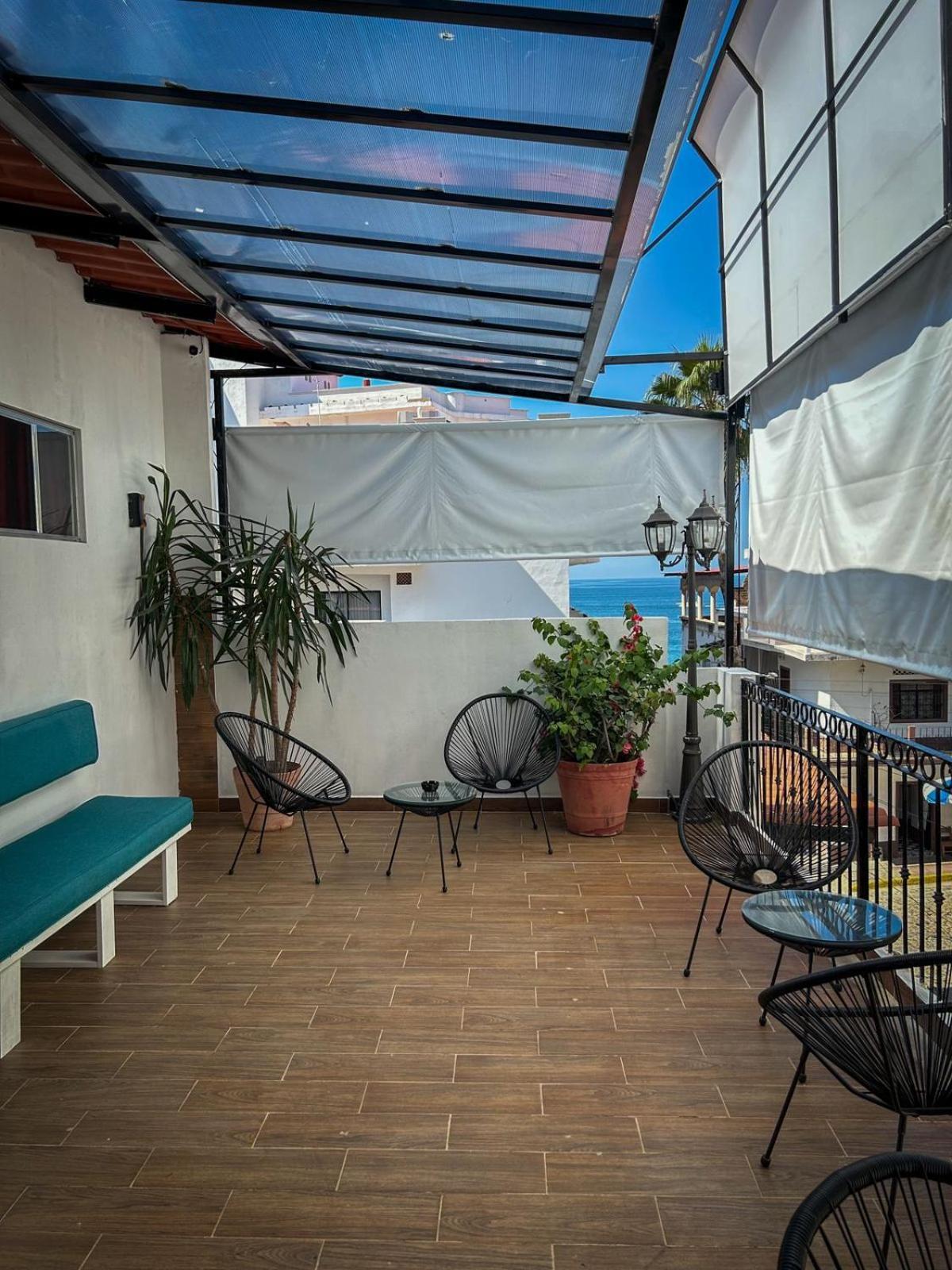 Spartacus Hostel Boutique For Men Puerto Vallarta Ngoại thất bức ảnh