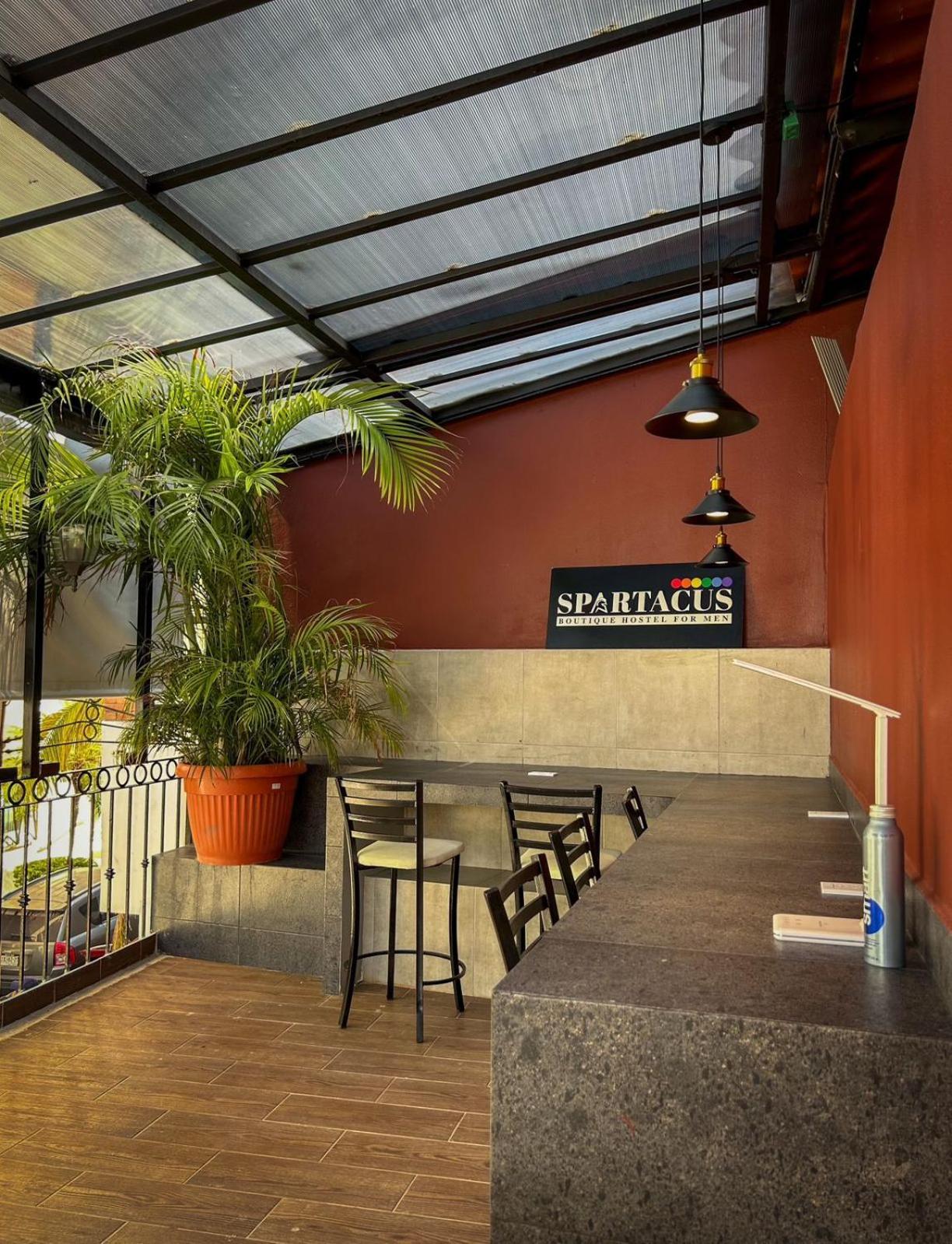 Spartacus Hostel Boutique For Men Puerto Vallarta Ngoại thất bức ảnh