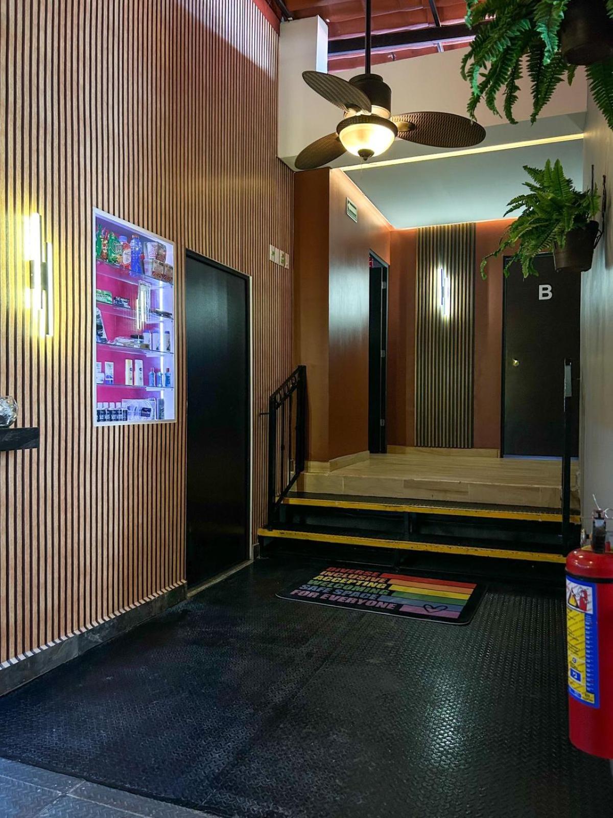 Spartacus Hostel Boutique For Men Puerto Vallarta Ngoại thất bức ảnh